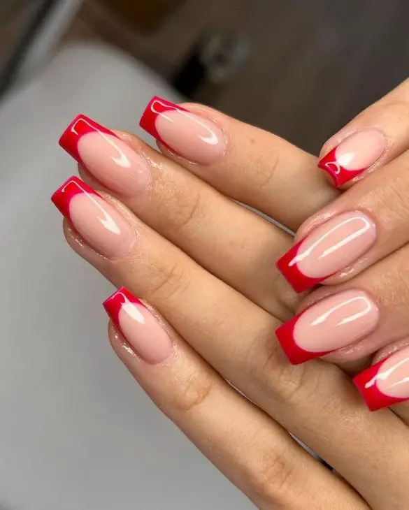 Fresh French Nails Ideas for 2025: Elegant & Versatile Trends