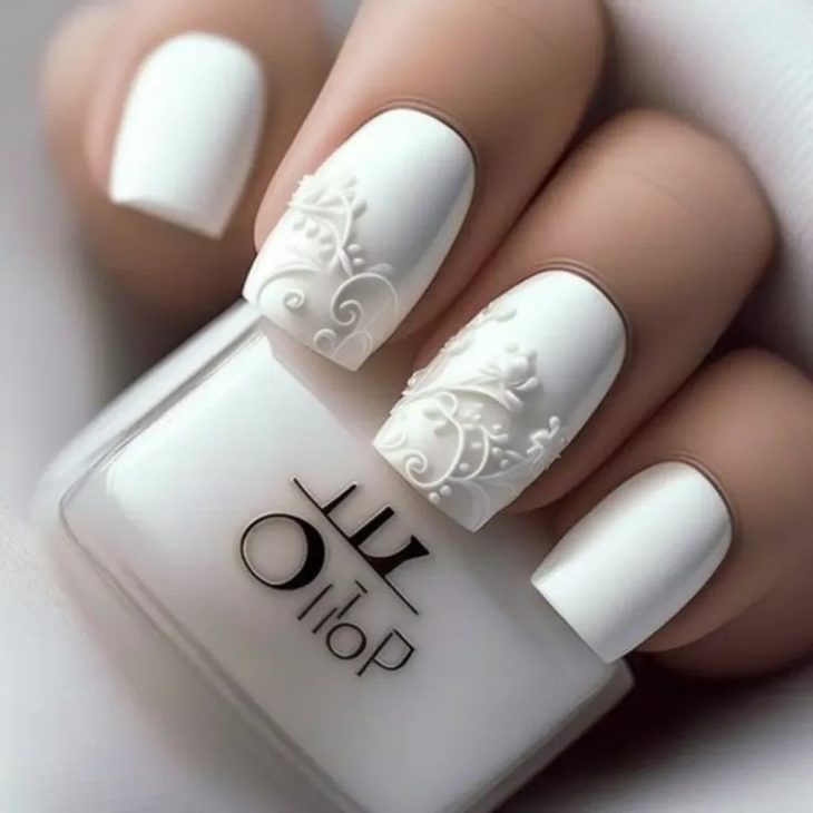 22 Trendy White Nail Ideas for 2025: From Simple to Glamorous Designs