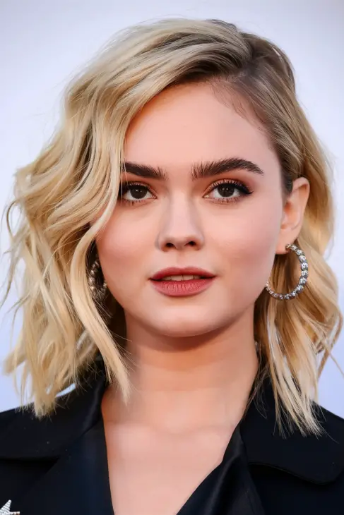 The Ultimate Guide to Hairstyles for Round Faces 2025