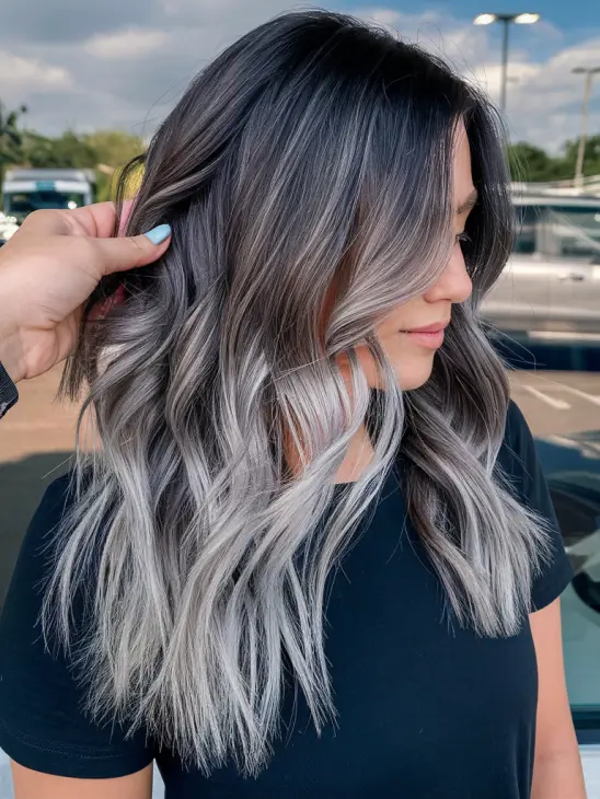 20 Stunning Hair Color Ideas for Graying Hair: Highlights, Brunettes, and Low-Maintenance Styles