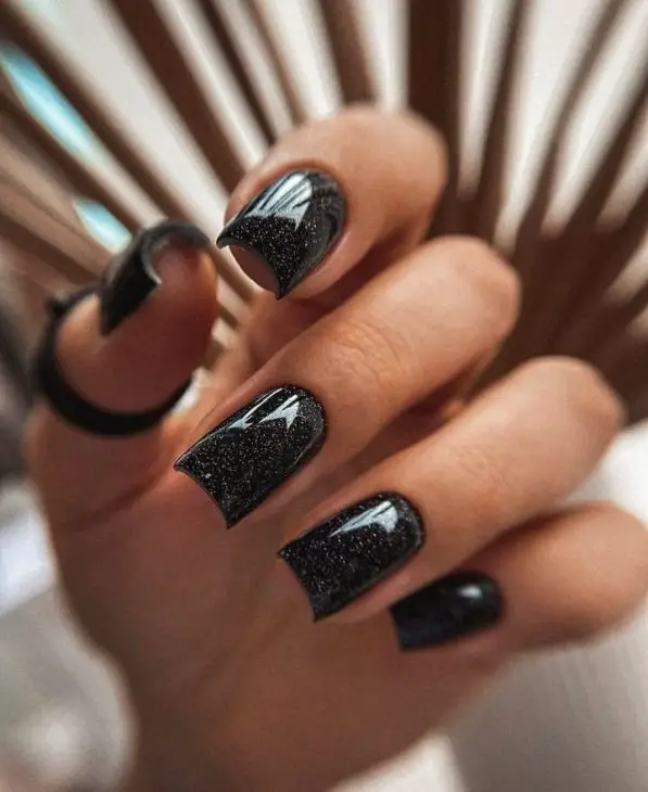 20 Nail Color Ideas for Women Over 30 in 2025: Timeless Trends for Every Occasion