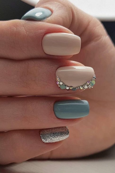 20 Trendy Nail Color Ideas for Women Over 60 – 2025