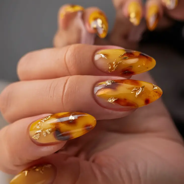 Almond Spring Nail Ideas 2025: Trendy and Elegant Manicure Inspiration