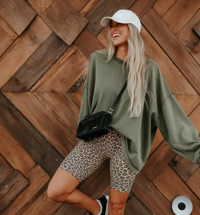 Mom Summer Outfits 2025: Stylish, Comfortable, and Practical Looks for Every Occasion