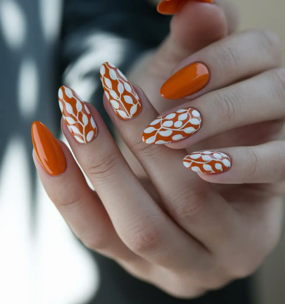 Cute Summer Nails You’ll Love in 2025 Earthy Meets Modern Retro Leaf Print