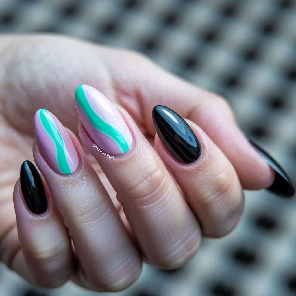 summer round nails inspiration Abstract Summer Swirl in Black & Mint