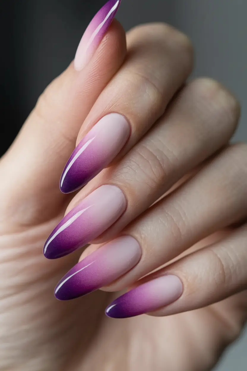 summer ombre nails ideas 2025+Soft Orchid Ombre with a Touch of Grape
