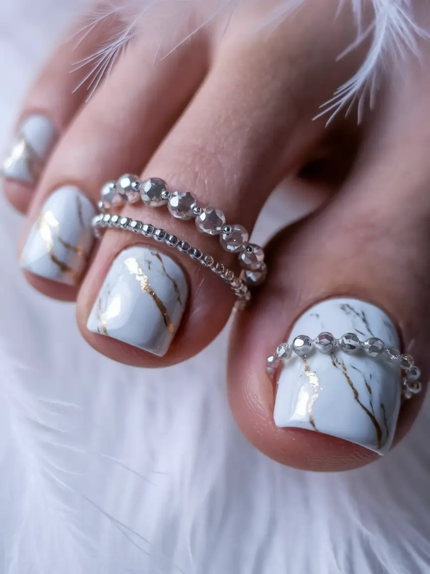 august toe nails ideas 2025 Gold and Onyx Chevron Elegance