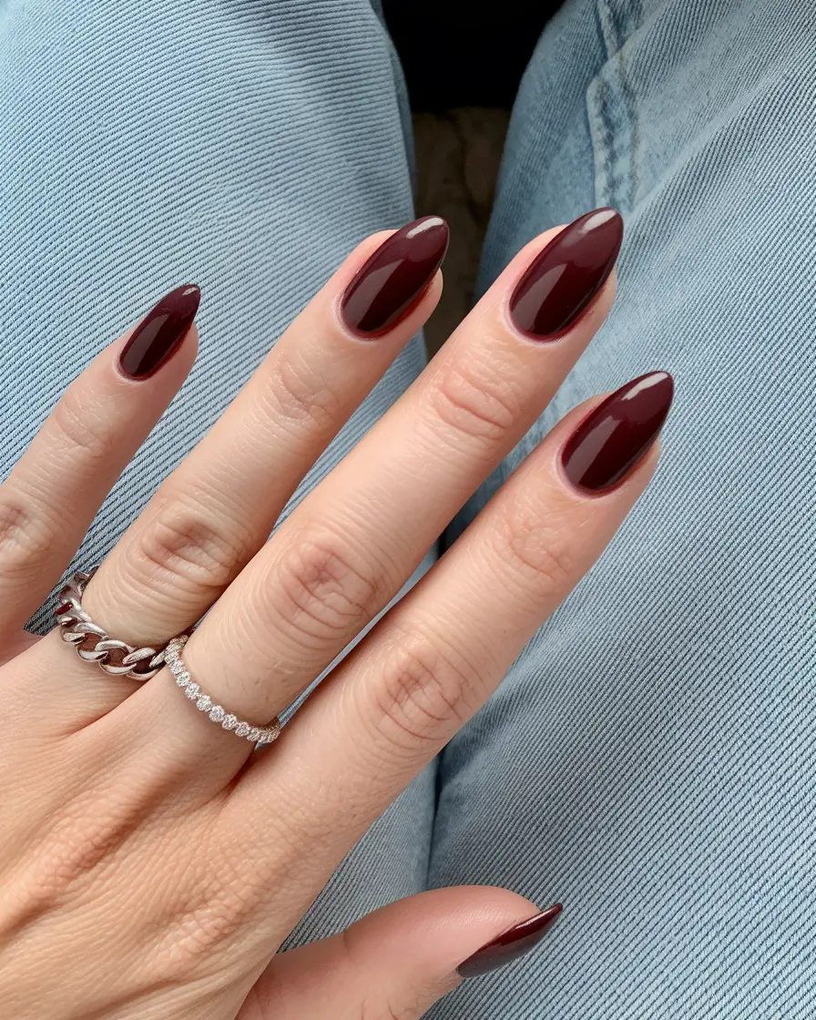 fall nails art 2025 Deep Burgundy Gloss for Cold Evenings