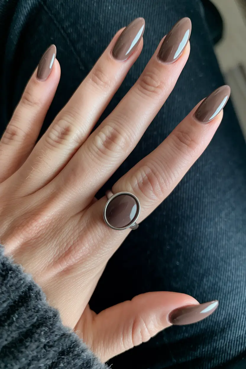 fall season nails almond Toffee Almond Elegance