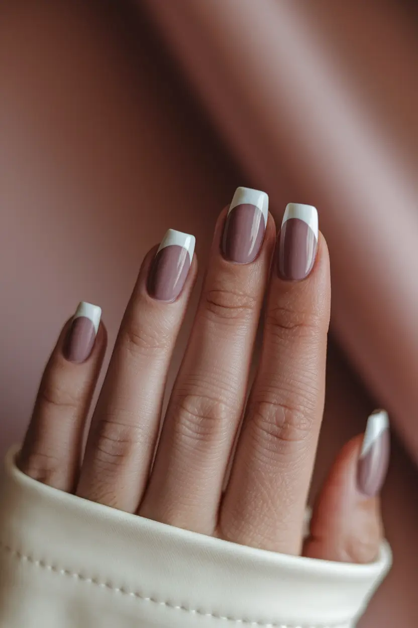 Minimalist Fall 2025 Nail Designs for Every Style and Mood