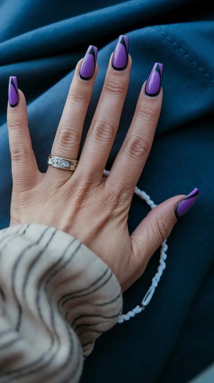 fall manicure – Violet Contour French