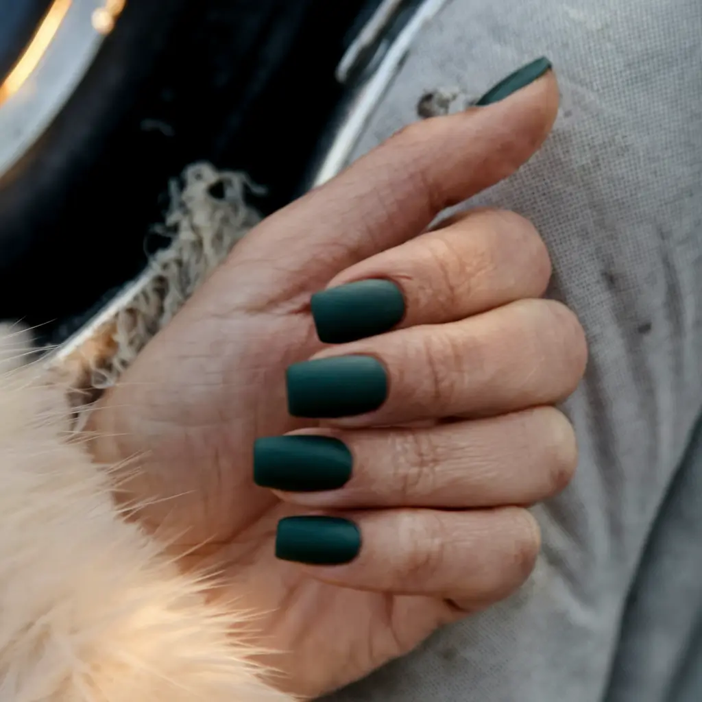 Fall 2025 Nail Color Ideas for Women Over 50 – Matte Forest Green, Quiet-Luxury Squares