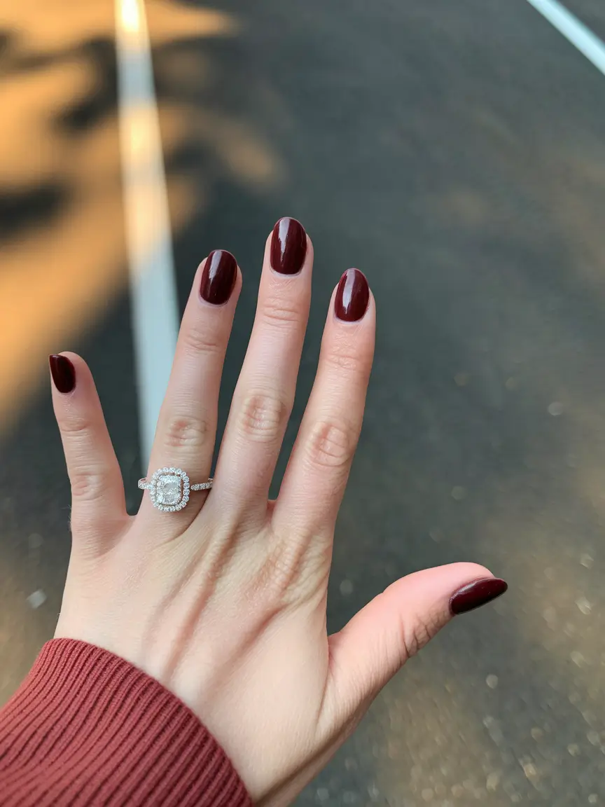 2025 Fall Nail Colors for Fair Skin – Mulled Wine Oval Classic