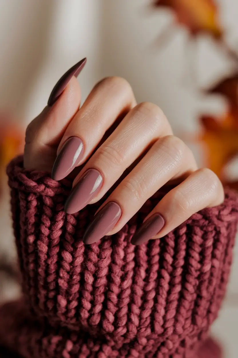 fall nails oval shape long Mulberry Mood