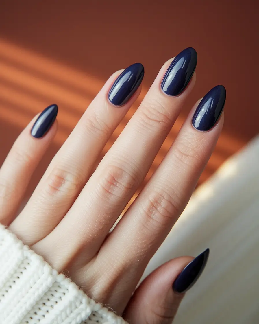 Round Fall Nails 2025 Designs — Midnight Navy Almond