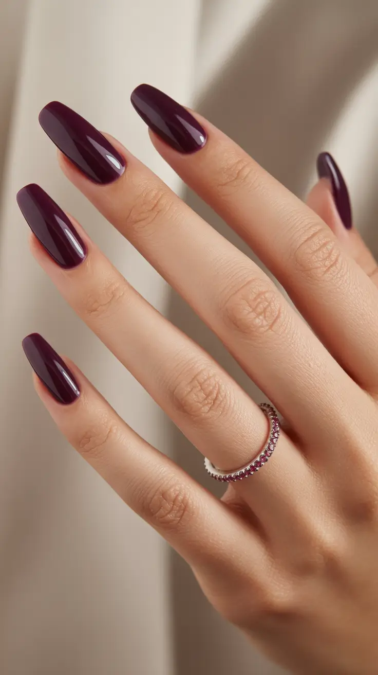 Fresh Nail Colors Winter 2025–2026: Chic Gel, Acrylic, and Dip Designs for a Modern Look