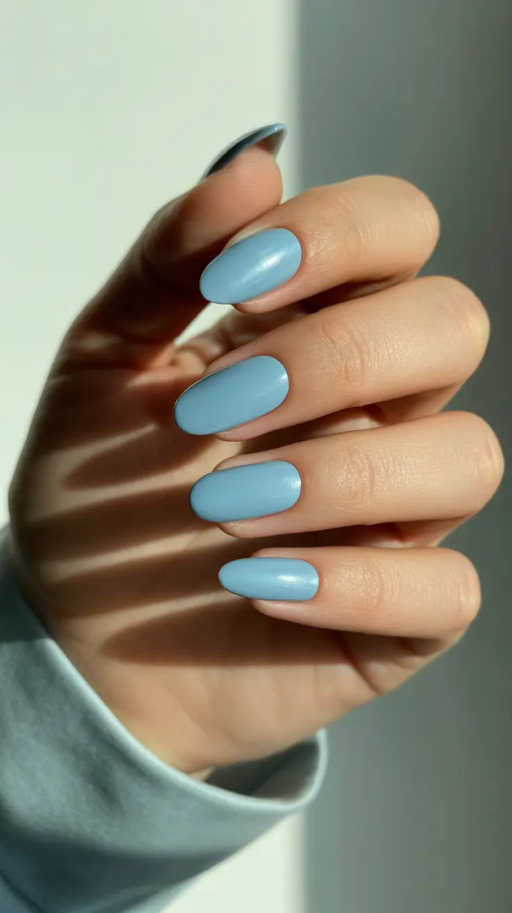 Fresh Nail Colors Winter 2025-2026 Frosted Sky Ovals